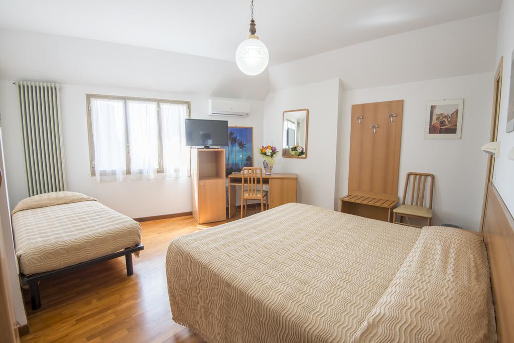 Albergo Ristorante Edo Forlimpopoli Habitación foto